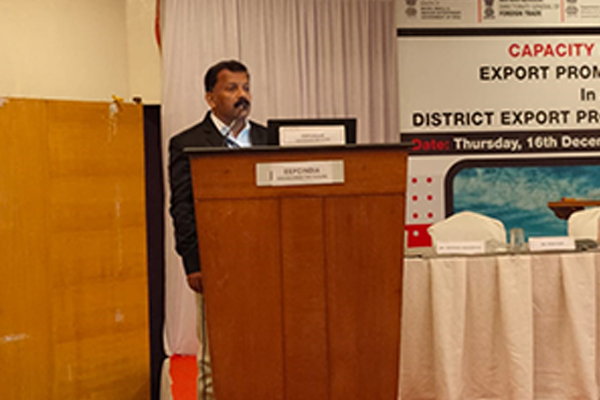 Mr. Prem Nair, Dy. DGFT (Mumbai) addressed the meeting.